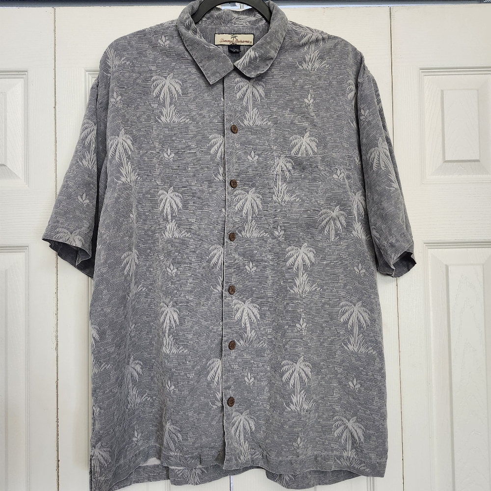 Tommy Bahama Grey‎ Button Up Collared Palm Trees 100% Silk Size L